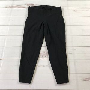 Torrid Black Embroidered Cropped Leggings Size 0
